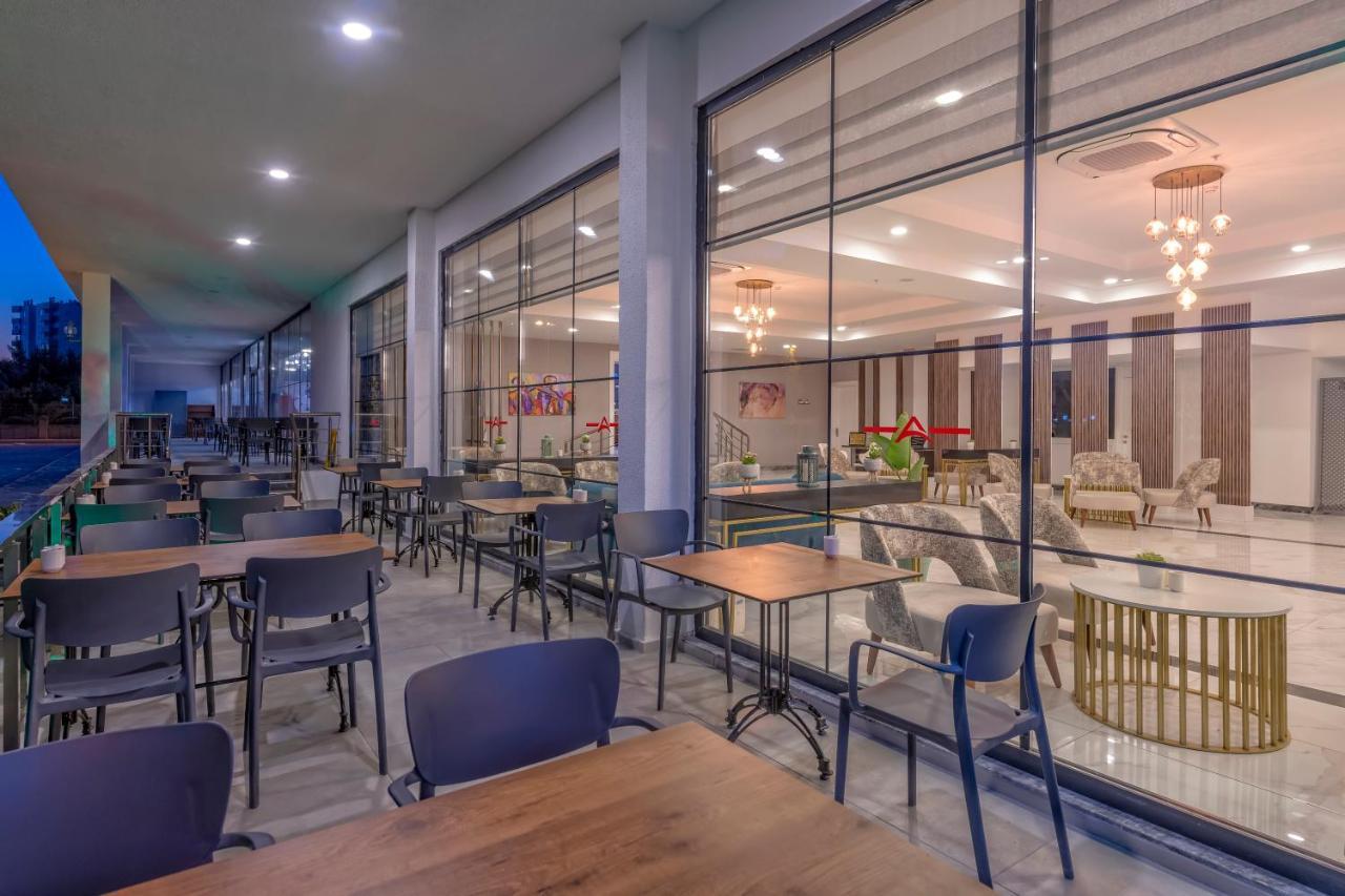 Lavia Hotels Lara Antalya Ngoại thất bức ảnh