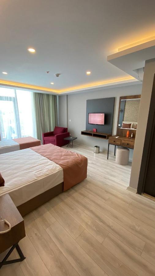 Lavia Hotels Lara Antalya Ngoại thất bức ảnh