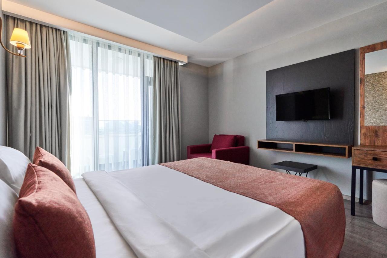Lavia Hotels Lara Antalya Ngoại thất bức ảnh