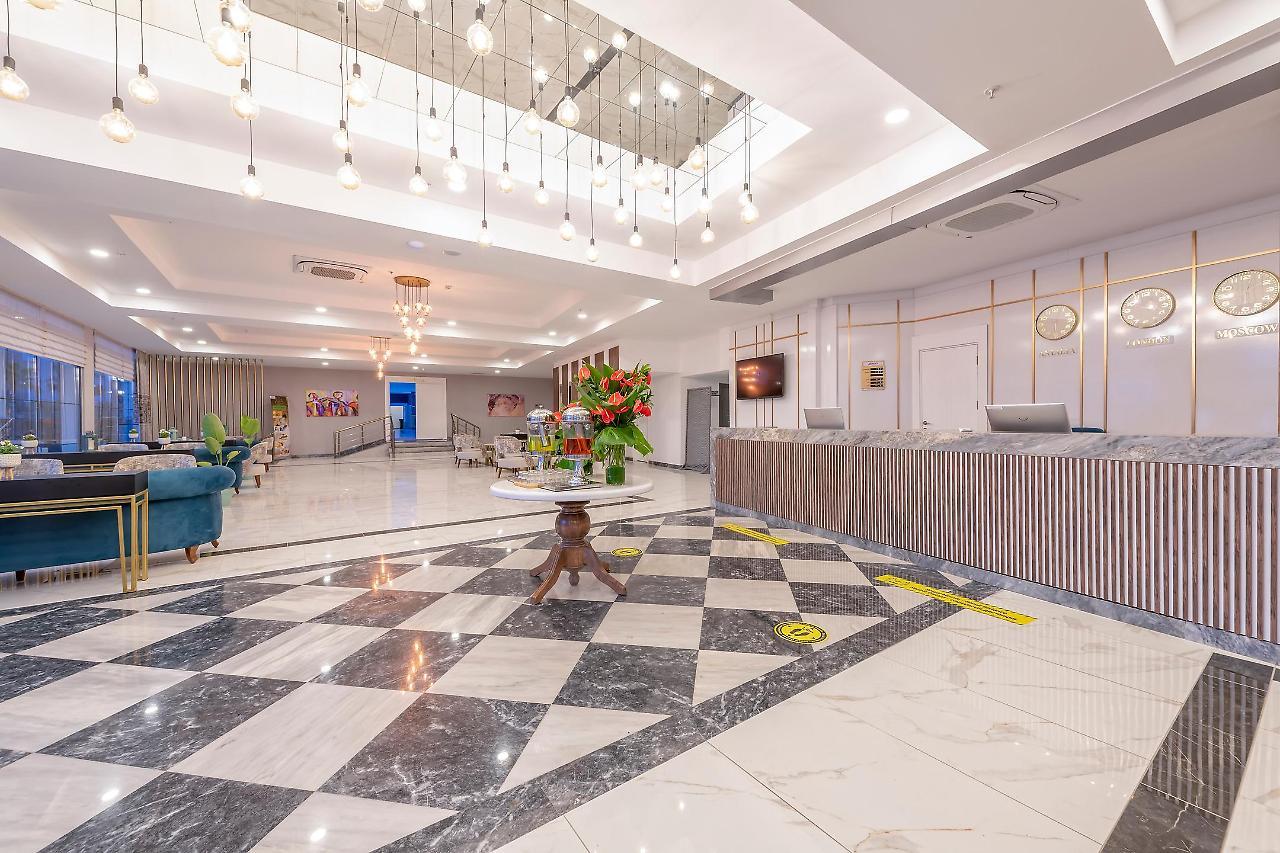 Lavia Hotels Lara Antalya Ngoại thất bức ảnh
