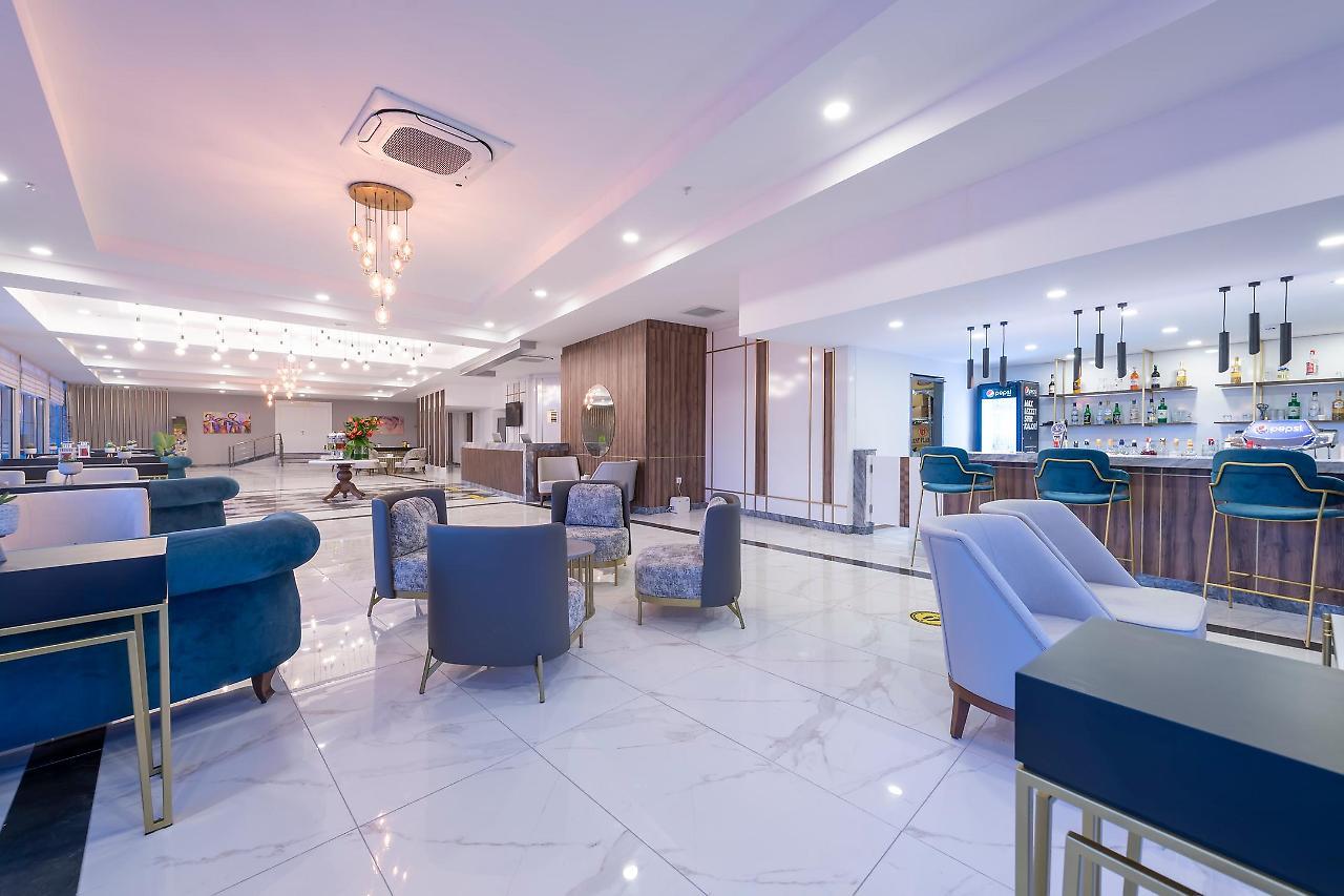 Lavia Hotels Lara Antalya Ngoại thất bức ảnh